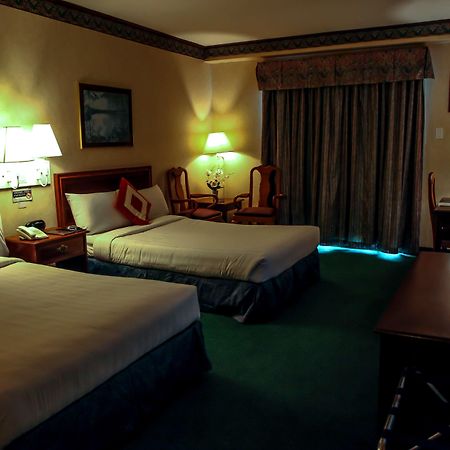 Days Hotel Tagaytay 따가이따이 외부 사진